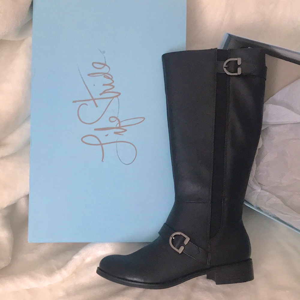 Life Stride boots black new in box size 7.